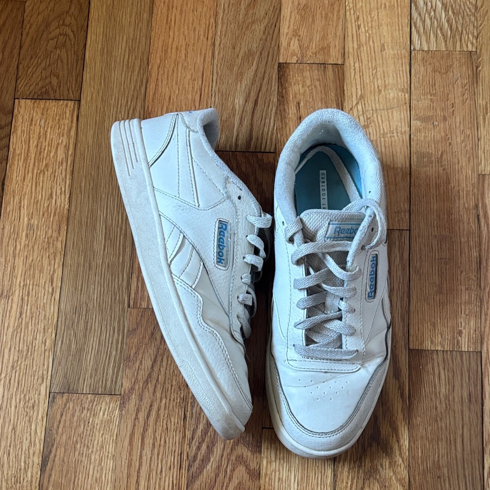 Reebok Cream Sneaker W8